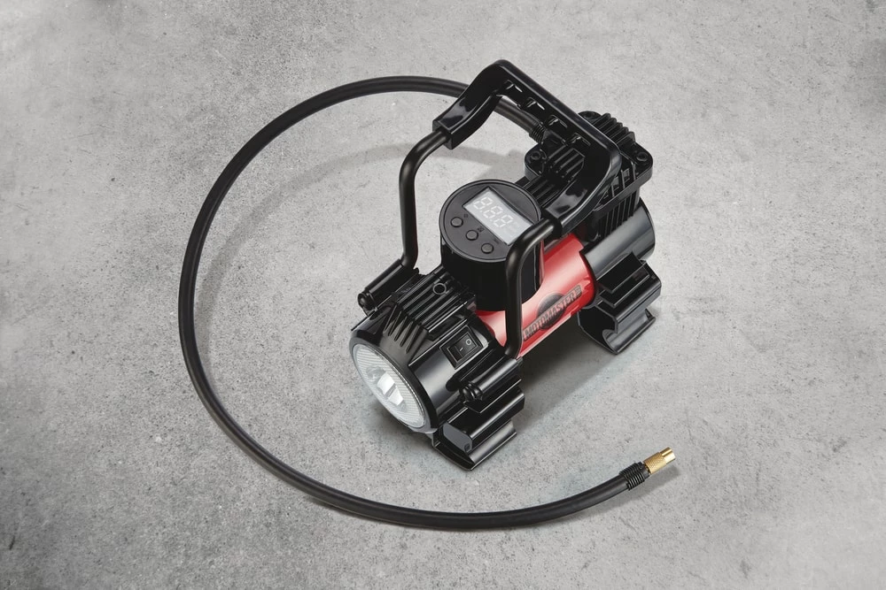 MotoMaster 12V Direct Drive Inflator, 3-Minute 6 MotoMaster 12V Direct Drive Inflator, 3-Minute - Image 6