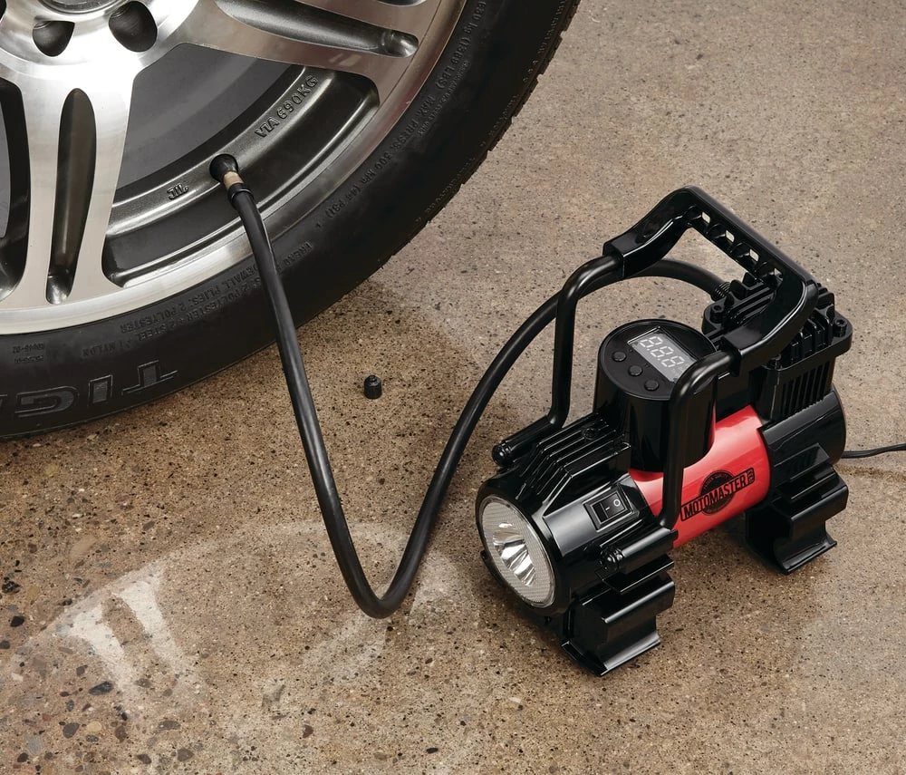 MotoMaster 12V Direct Drive Inflator, 3-Minute 2 MotoMaster 12V Direct Drive Inflator, 3-Minute - Image 2