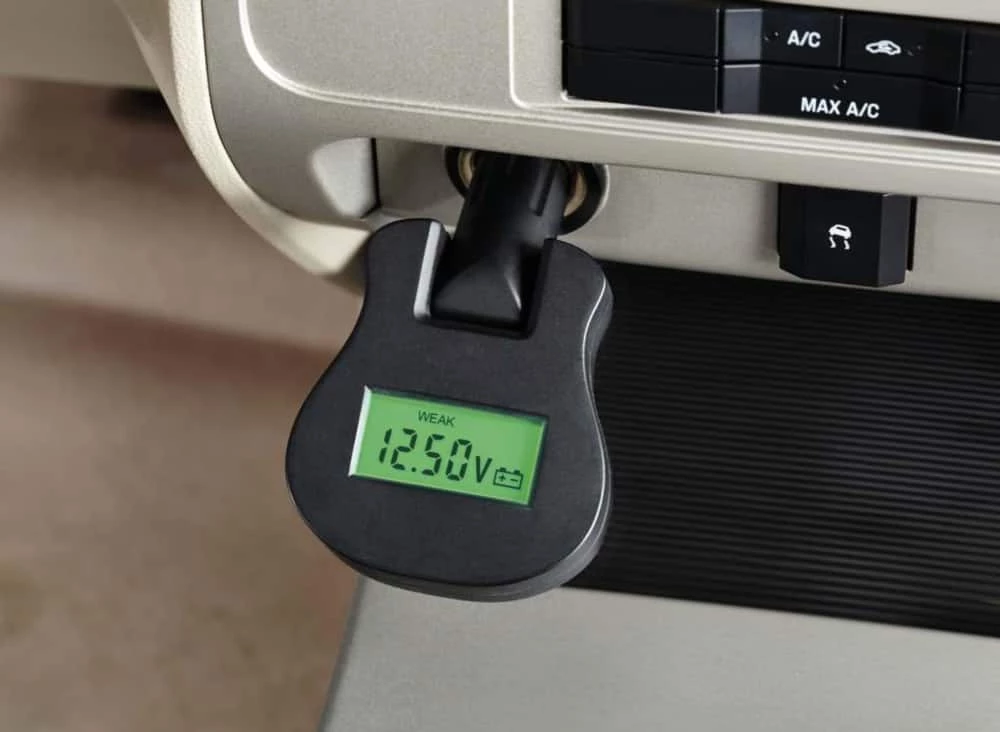 MotoMaster Battery & Charging System Monitor, 12V, Digital Display 3 MotoMaster Battery & Charging System Monitor, 12V, Digital Display - Image 3