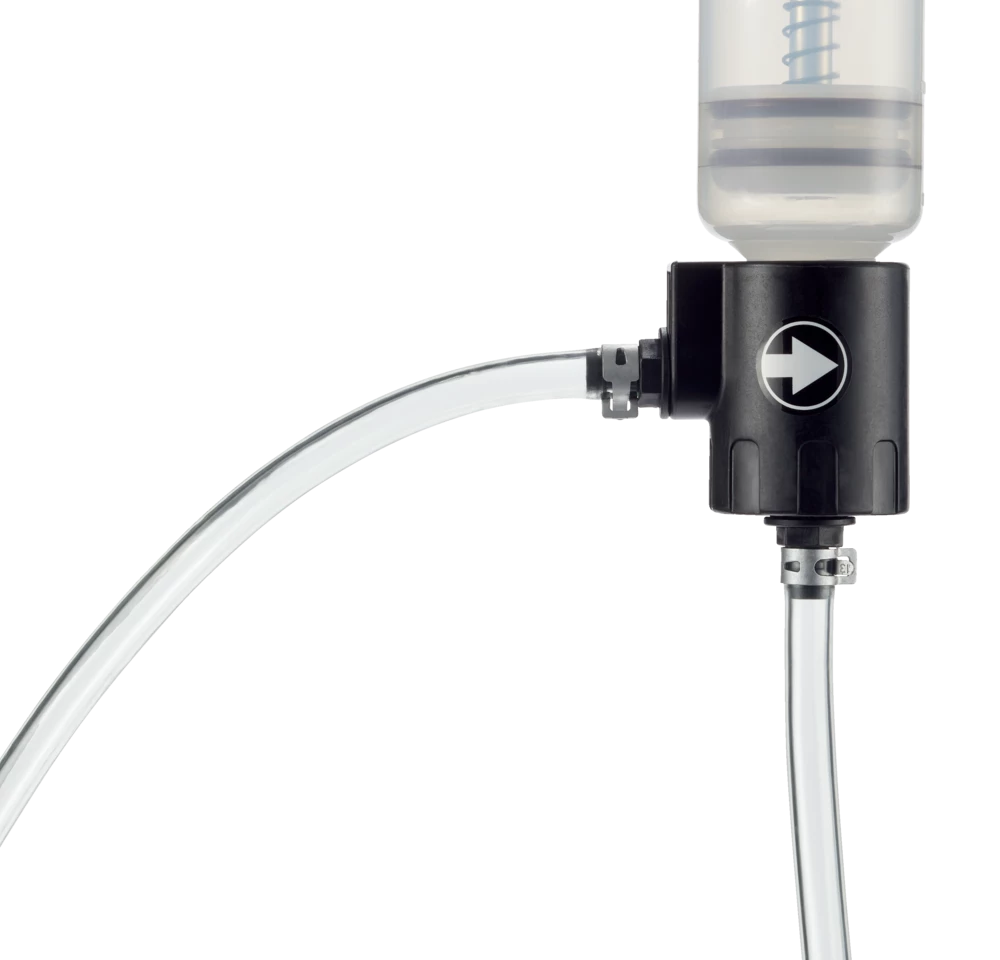 MotoMaster Fluid Transfer Pump 4 MotoMaster Fluid Transfer Pump - Image 4